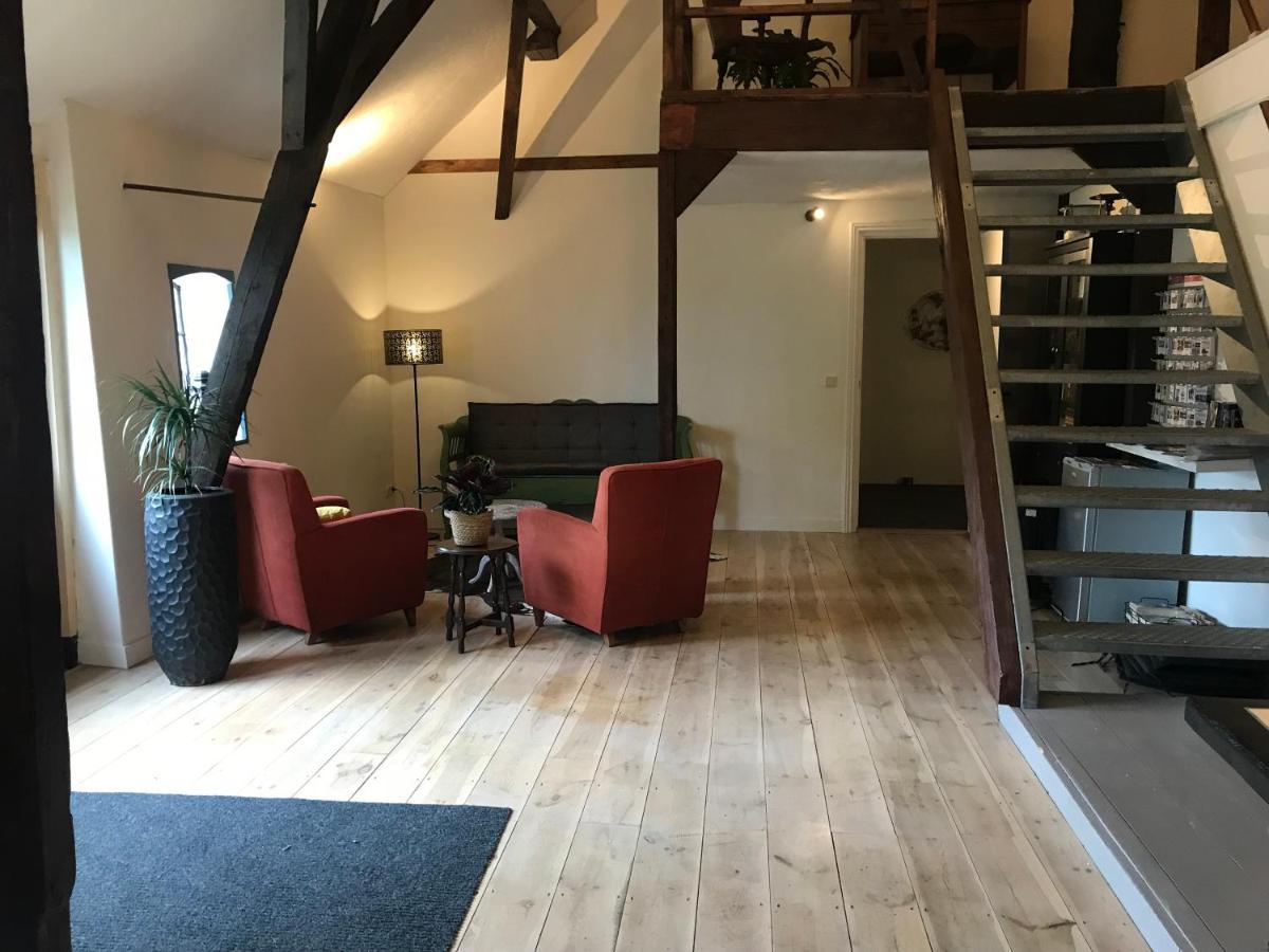 Bed And Breakfast De Salix Hitzum Exterior photo
