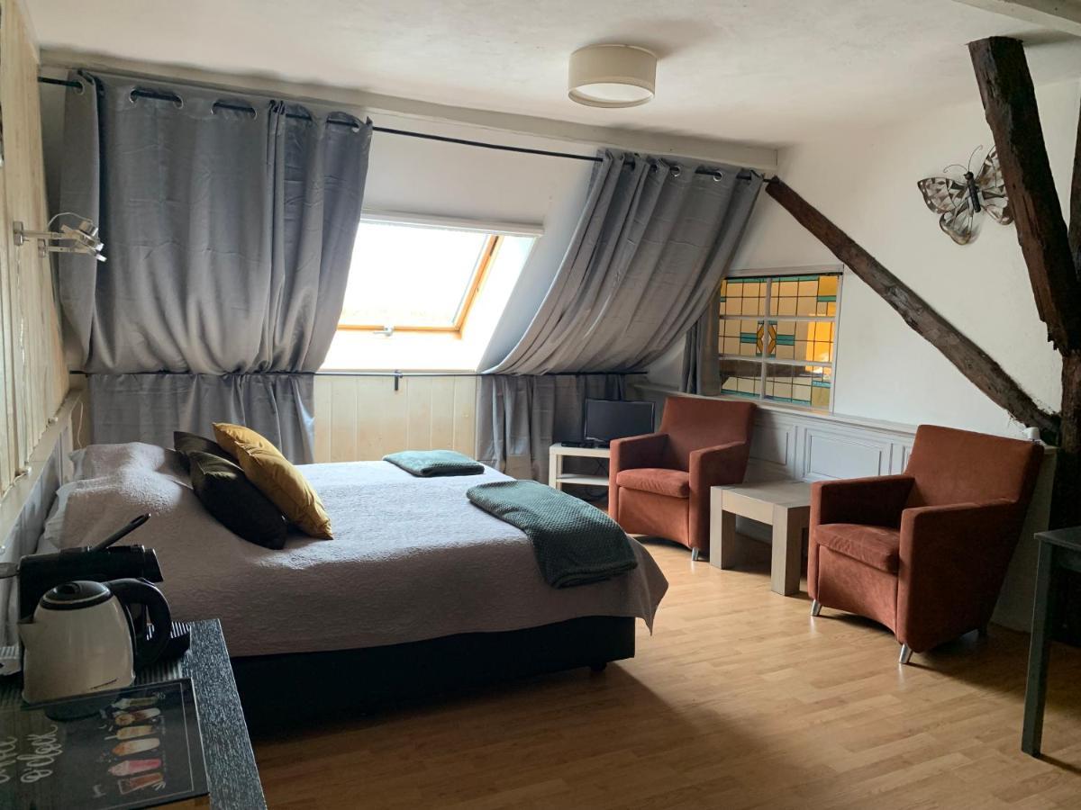 Bed And Breakfast De Salix Hitzum Exterior photo