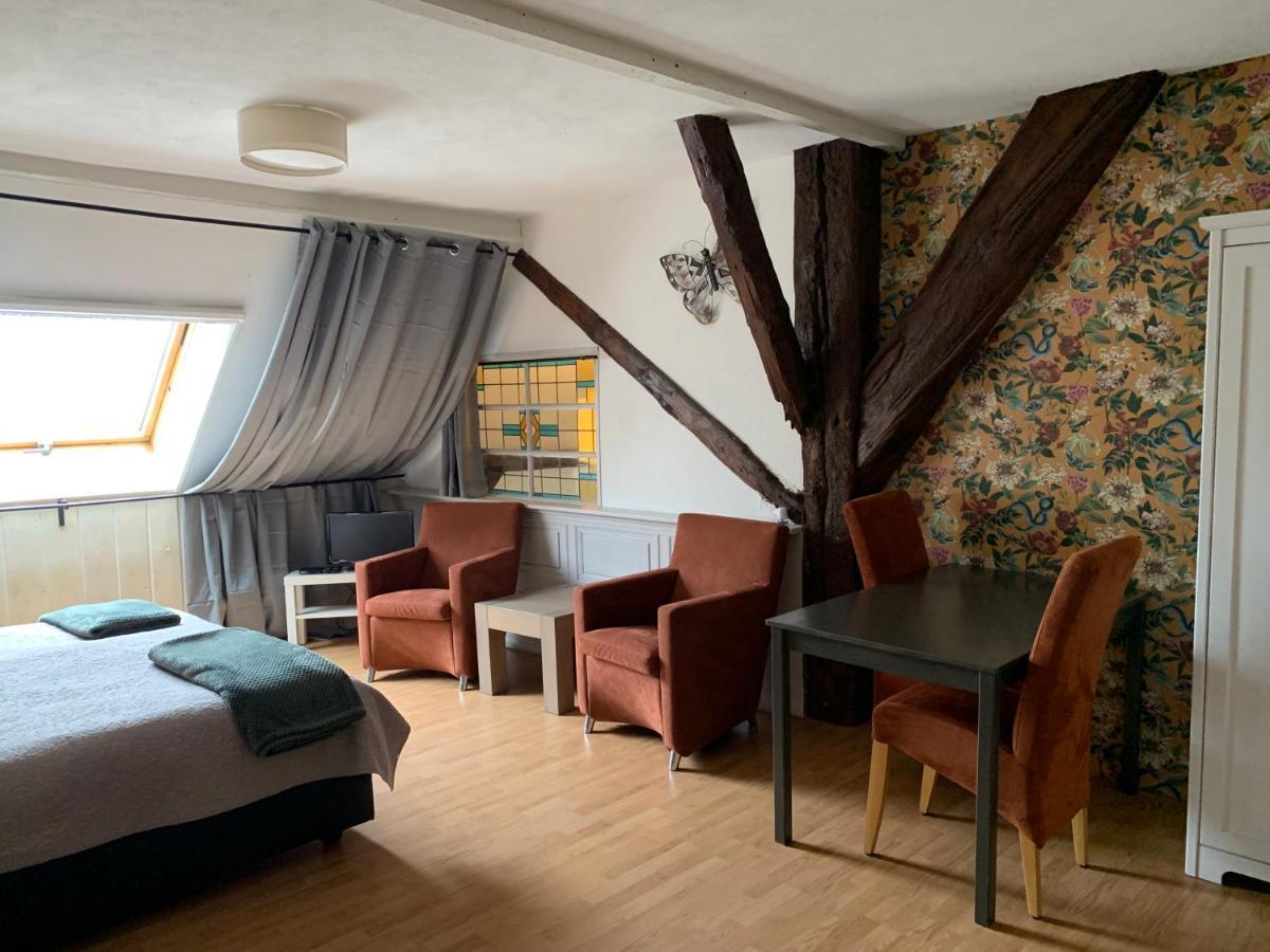 Bed And Breakfast De Salix Hitzum Exterior photo